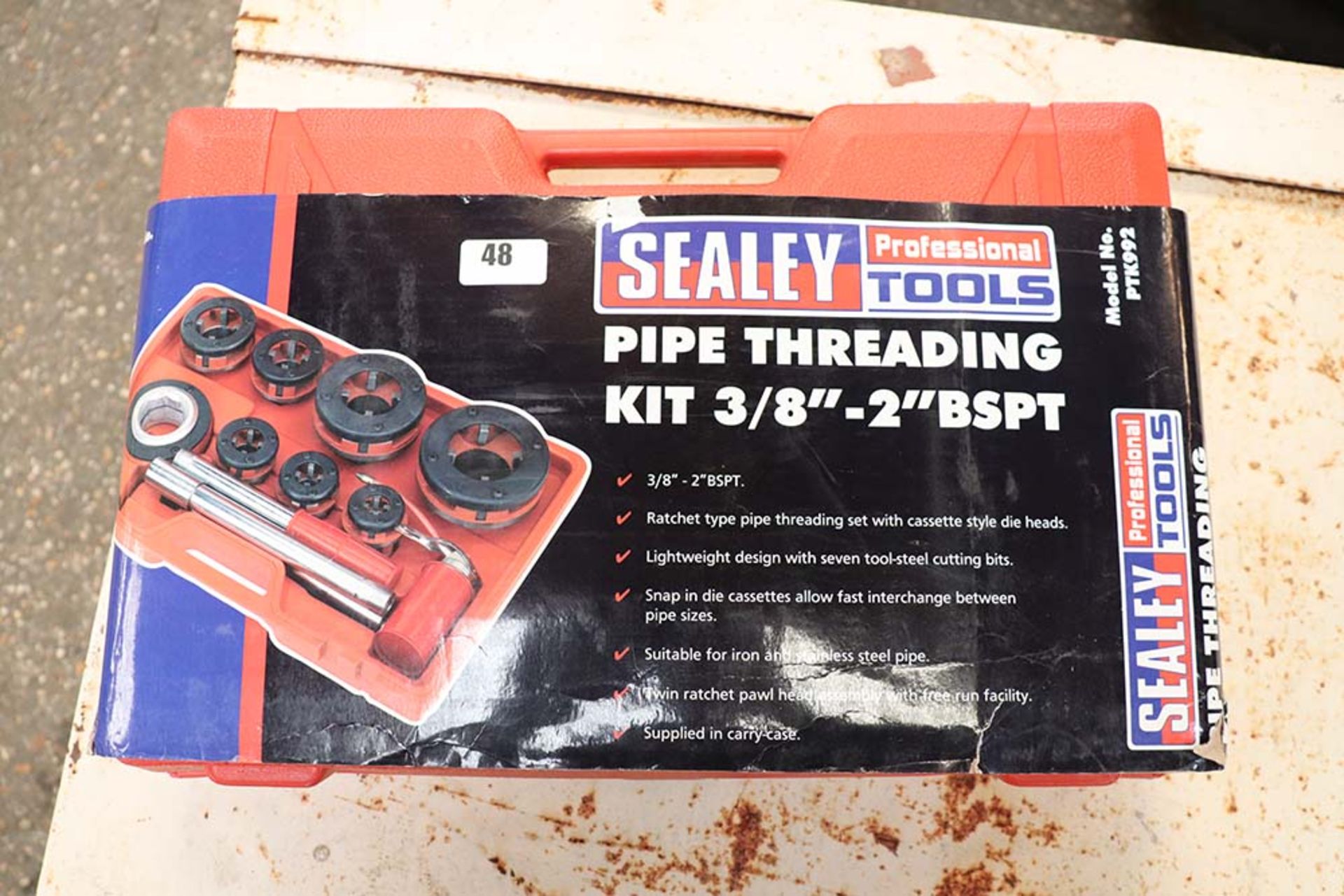 Cased Sealey professional pipe threading kit