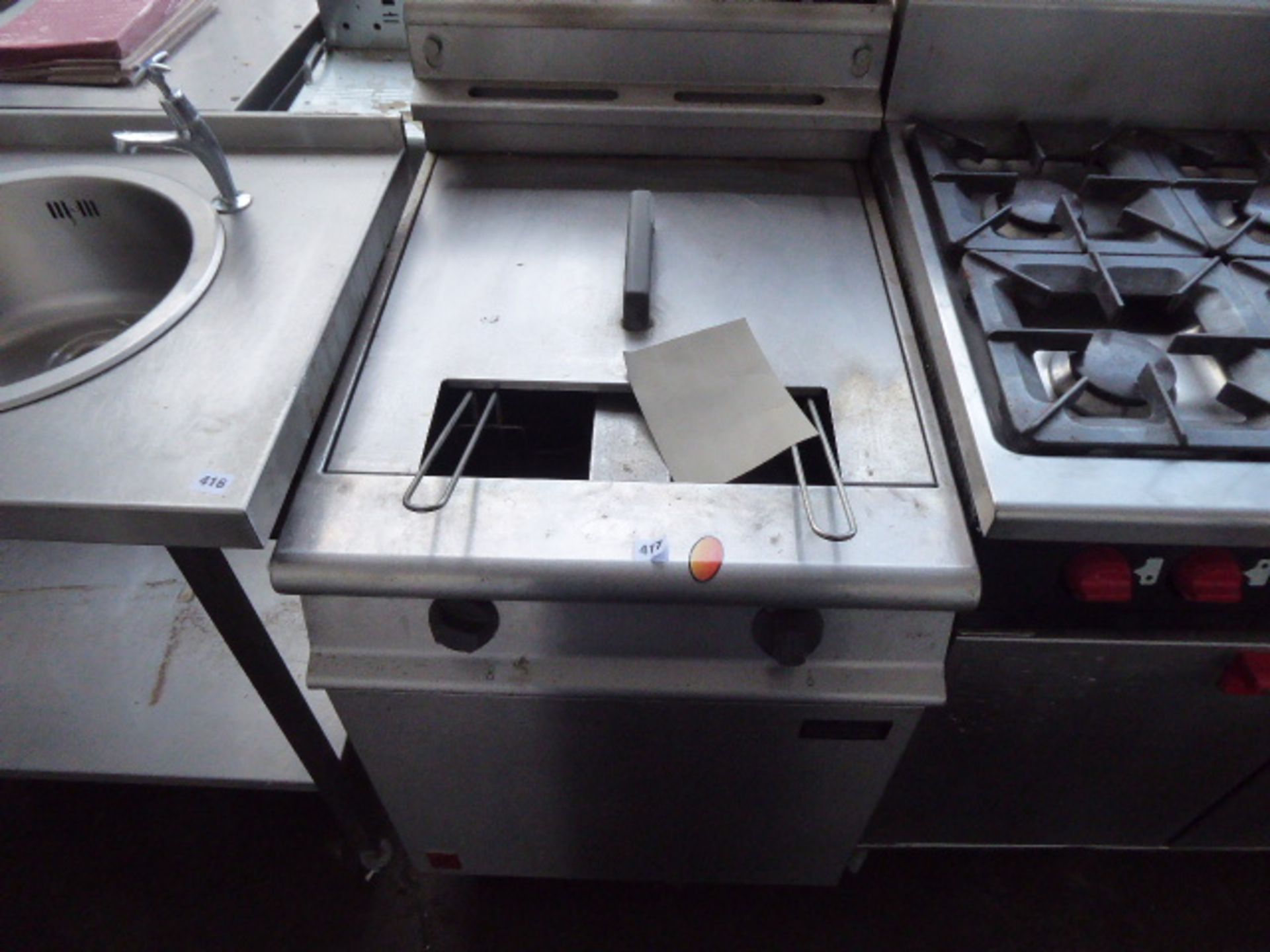 (27) 60cm gas Falcon twin-well fryer with 2x baskets