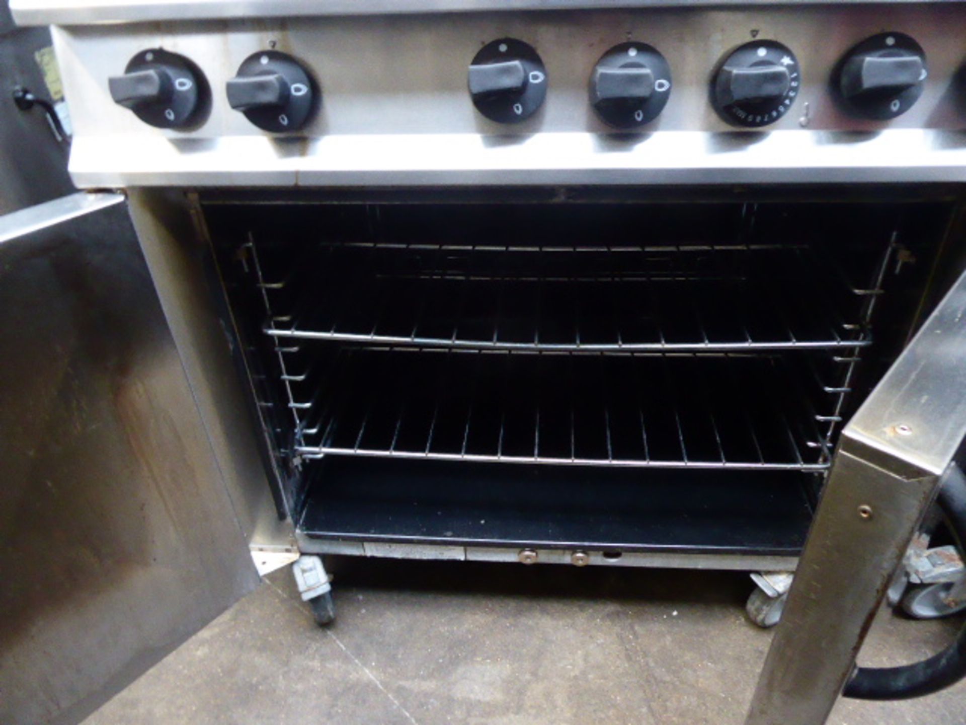 90cm gas Moorwood Vulcan 6 burner cooker with 2 doors under and shelf over on castors - Image 2 of 2