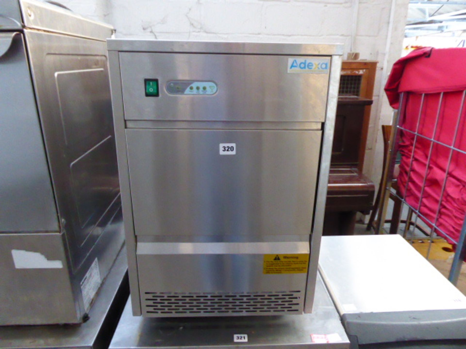 44cm Adexa bench top ice machine - 111