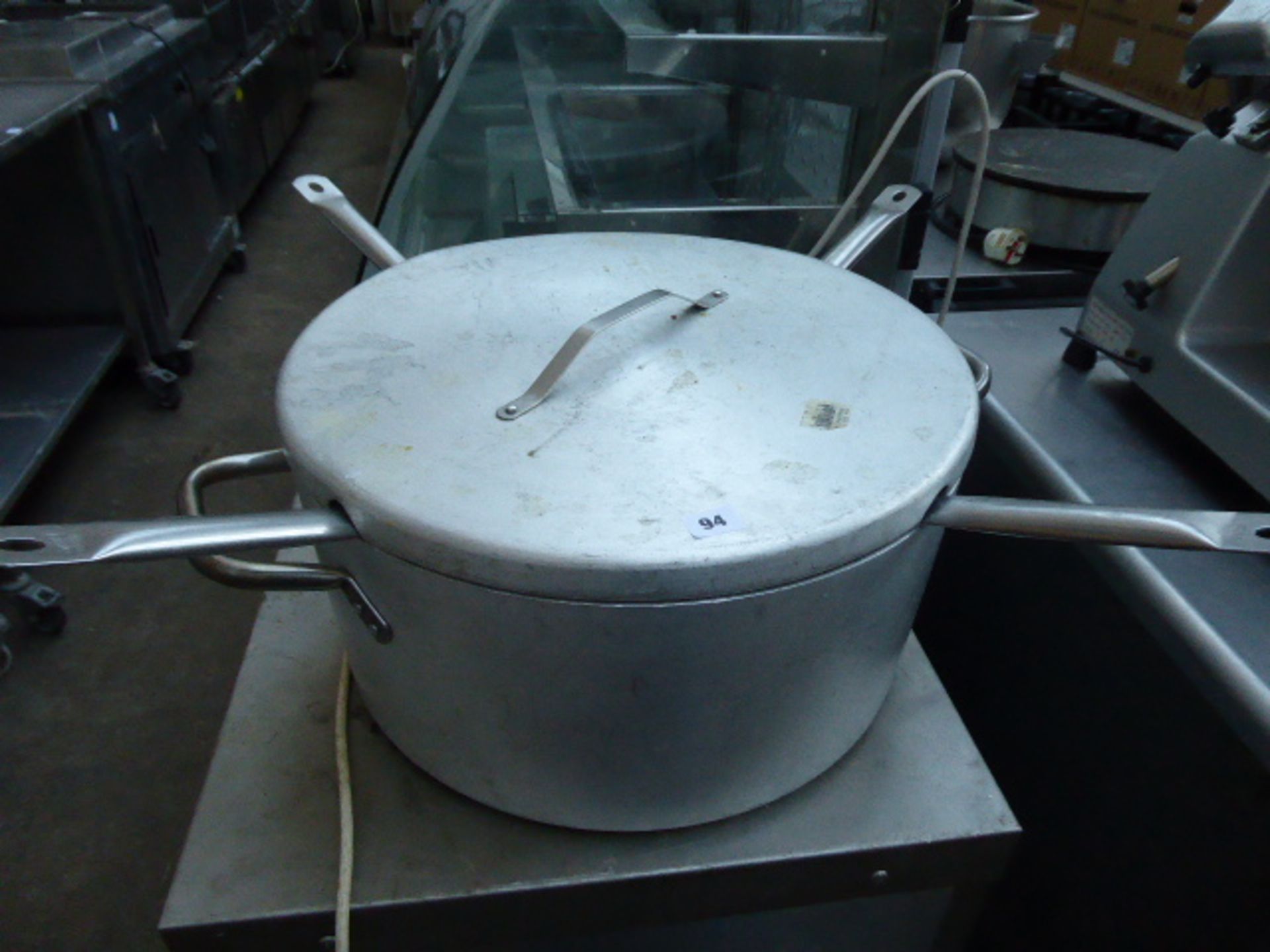 Large aluminium pot with 4 pasta boiler baskets