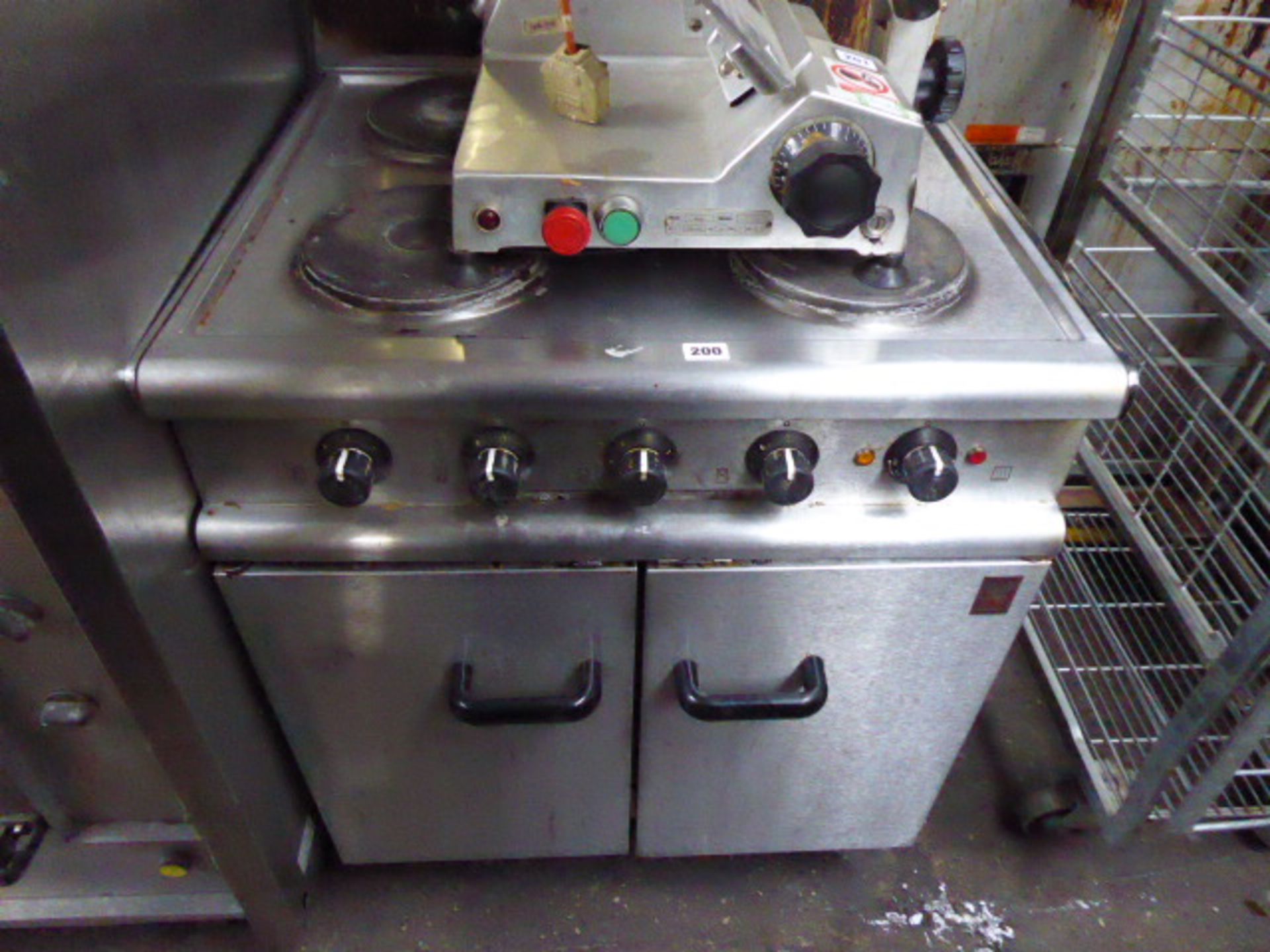 70cm electric Falcon 4 burner stove with double door oven under