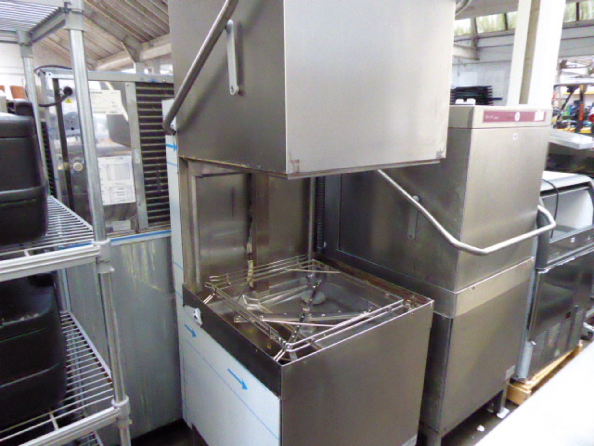 60cm Bar Aid Hobart Bar Aid S900-10M lift top pass through dishwasher - Image 2 of 2