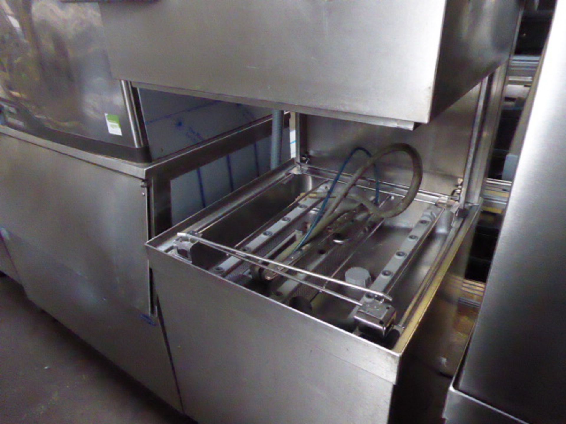 70cm Winterhalter Model GS515 lift top pass through dishwasher - Image 2 of 2