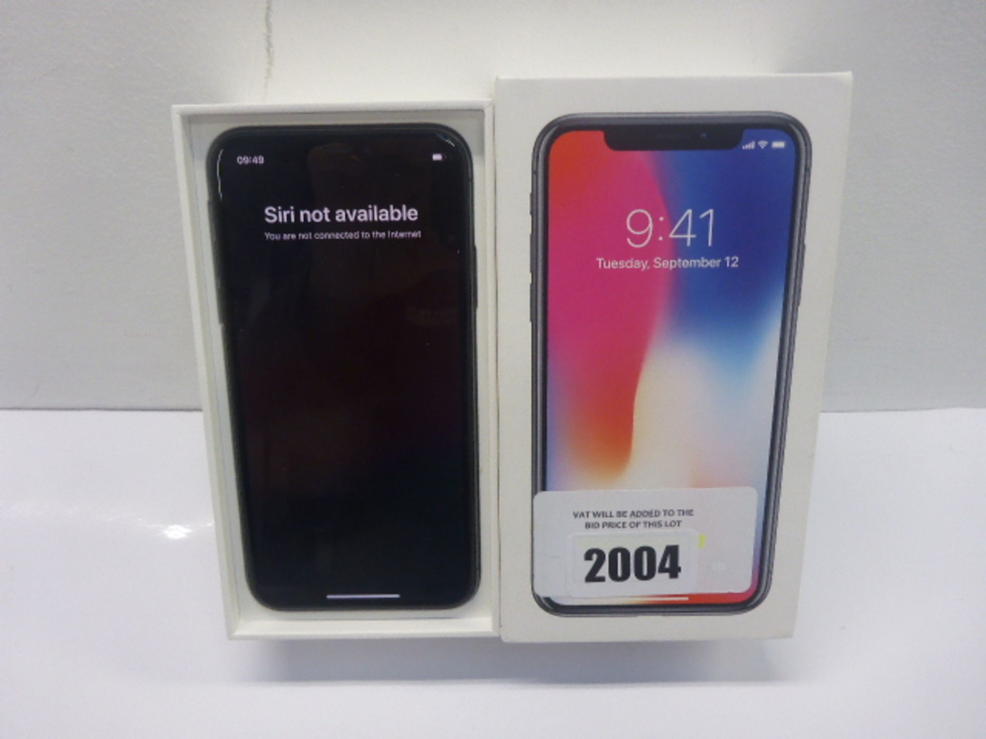 apple iPhone X Space Grey 64GB mobile with Charger and box.