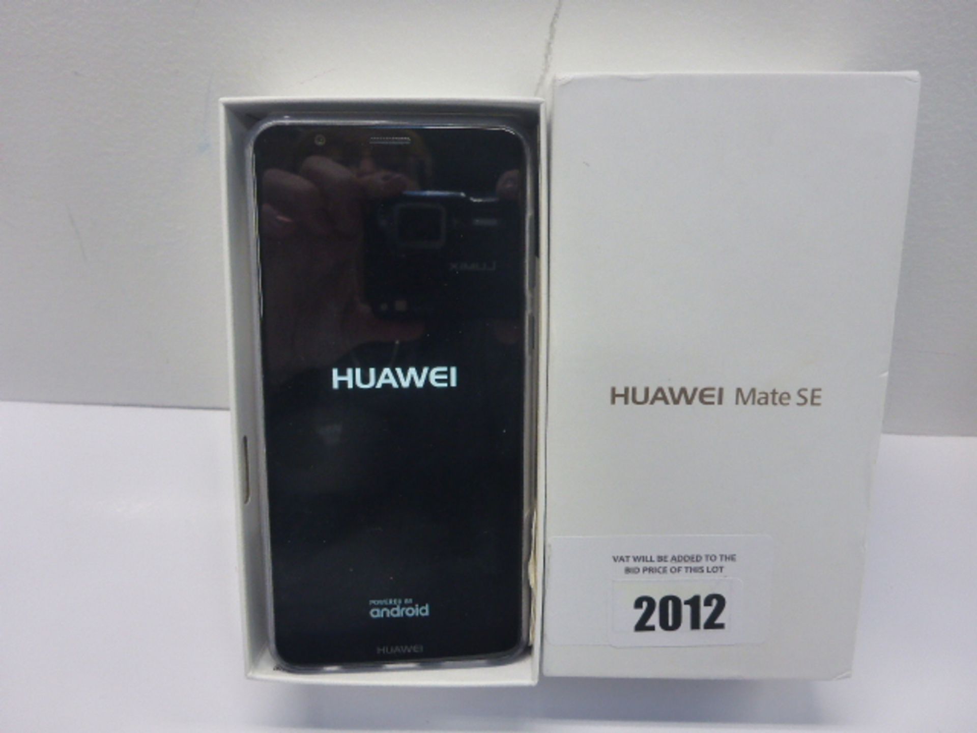 Huawei Mate SE 64GB Mobile, dual sim, with box and foreign charger.