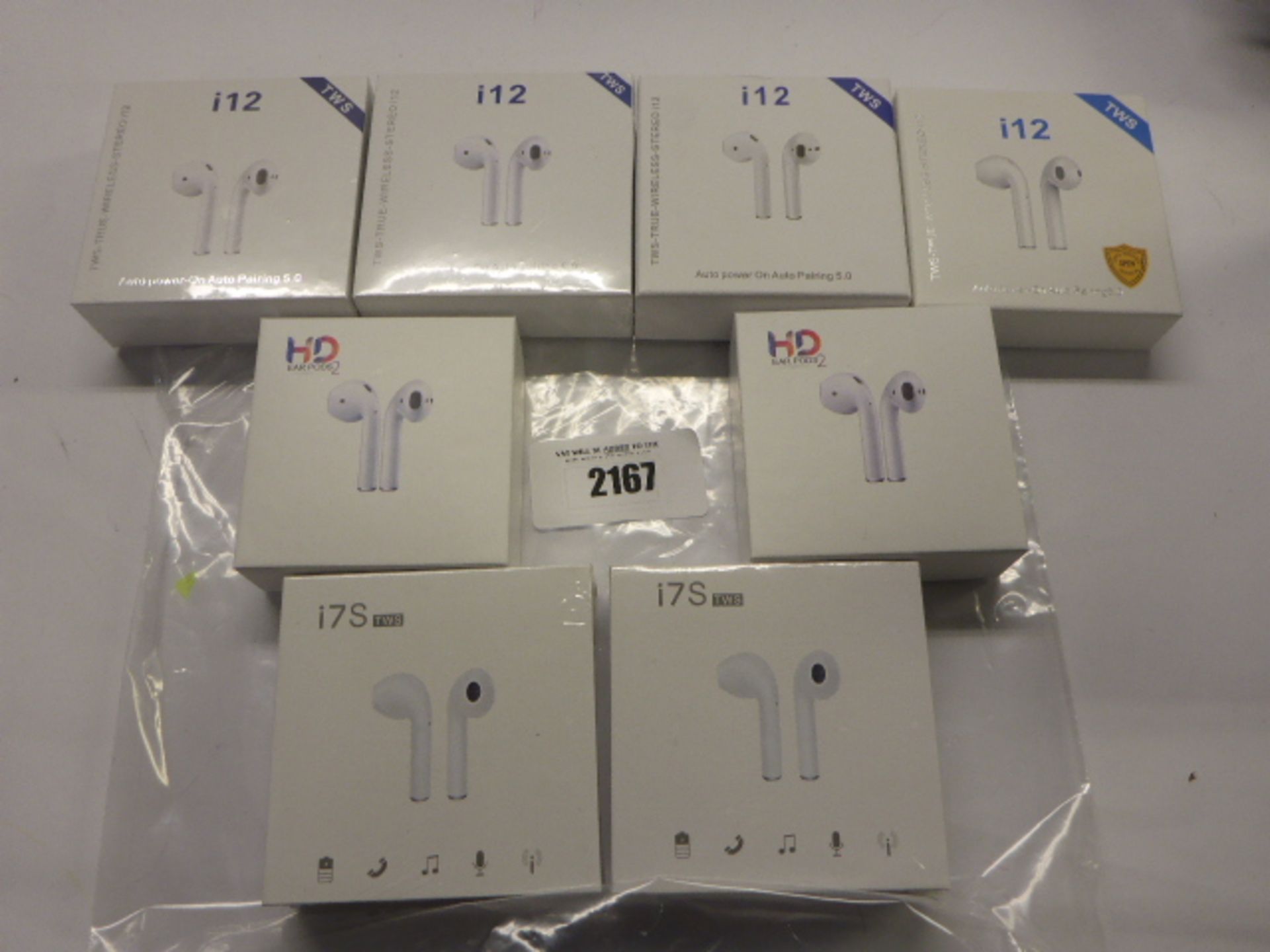 Quantity of various wireless earphones