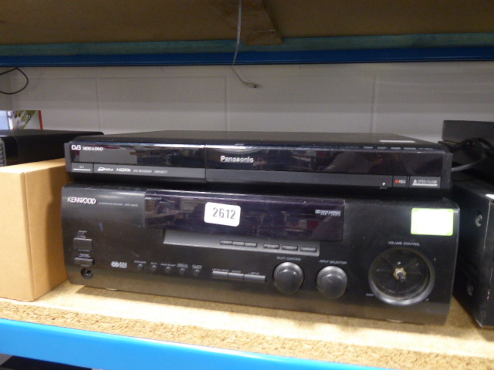 (85) Kenwood AV surround receiver with Panasonic HD DVD player