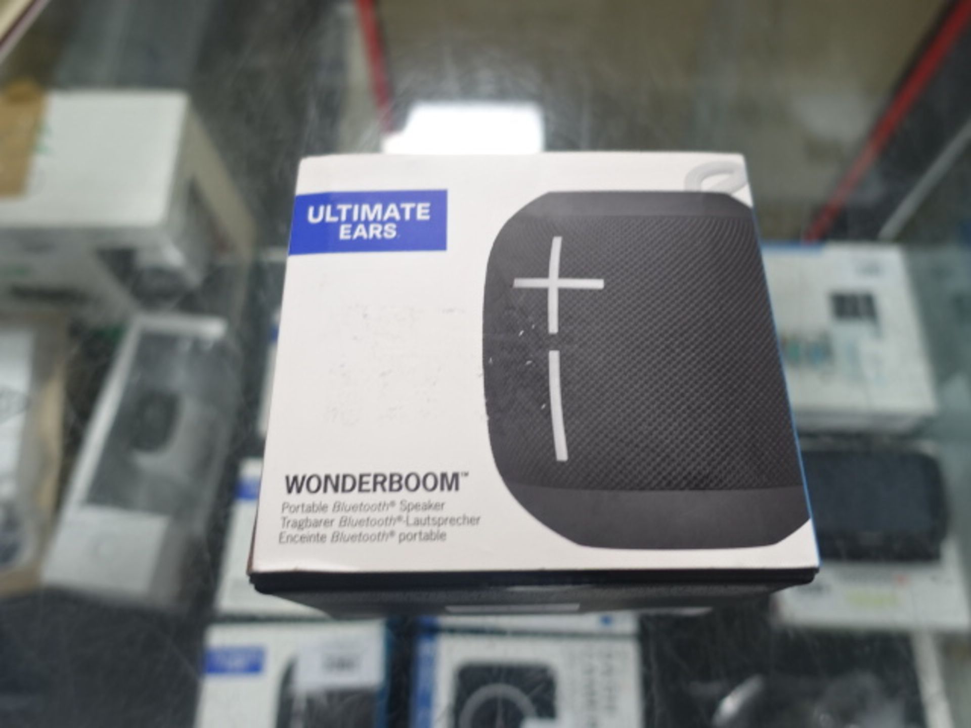 Ultimate Ears Wonderboom bluetooth speaker with box