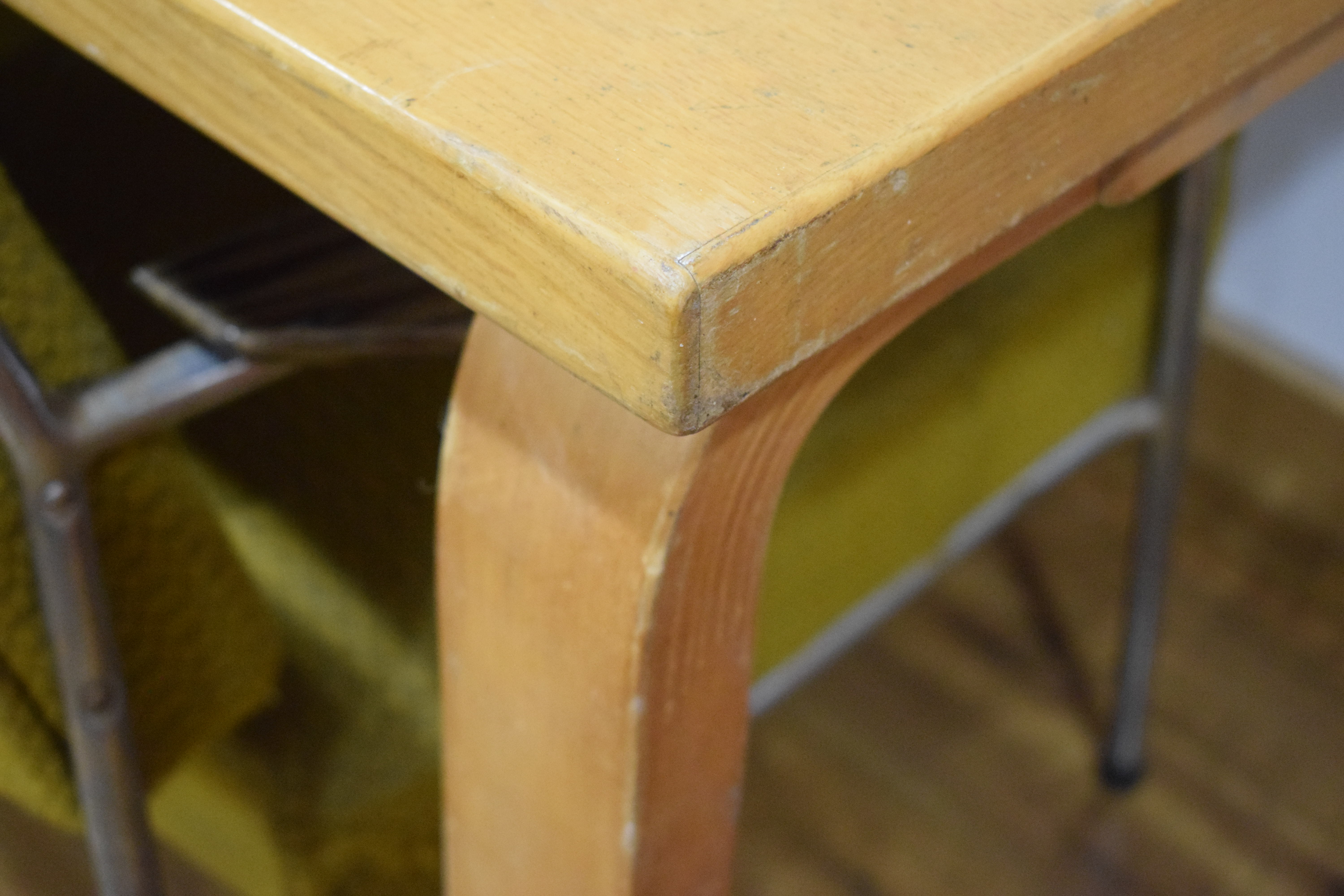 Attributed to Alvar Aalto, an oak and crossbanded dining table on bentwood-to-solid square legs, l. - Image 13 of 20