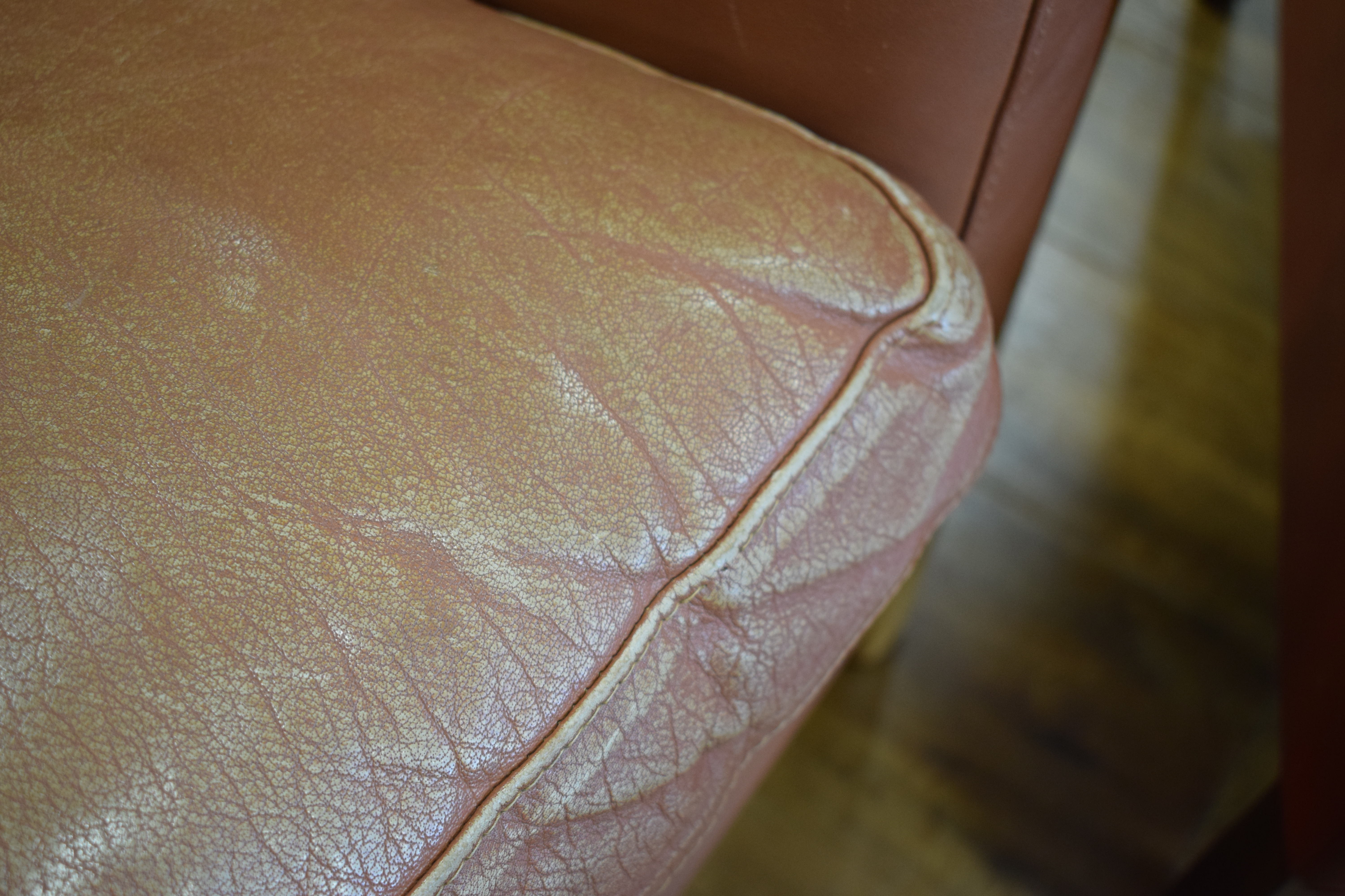 A Danish tan leather three seater sofa with an exposed beech frame, by Stouby, l. - Image 6 of 15