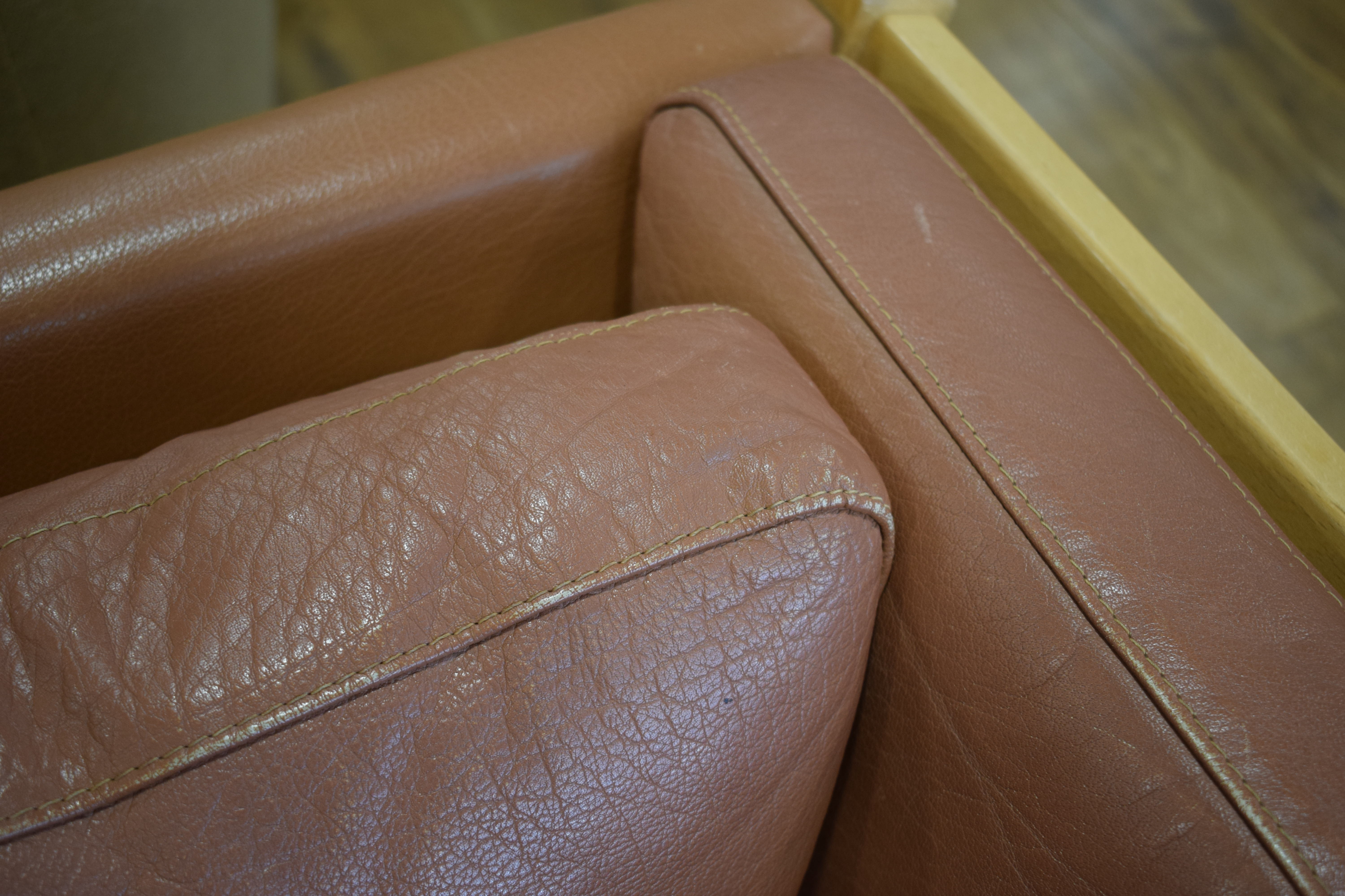 A Danish tan leather three seater sofa with an exposed beech frame, by Stouby, l. - Image 4 of 15