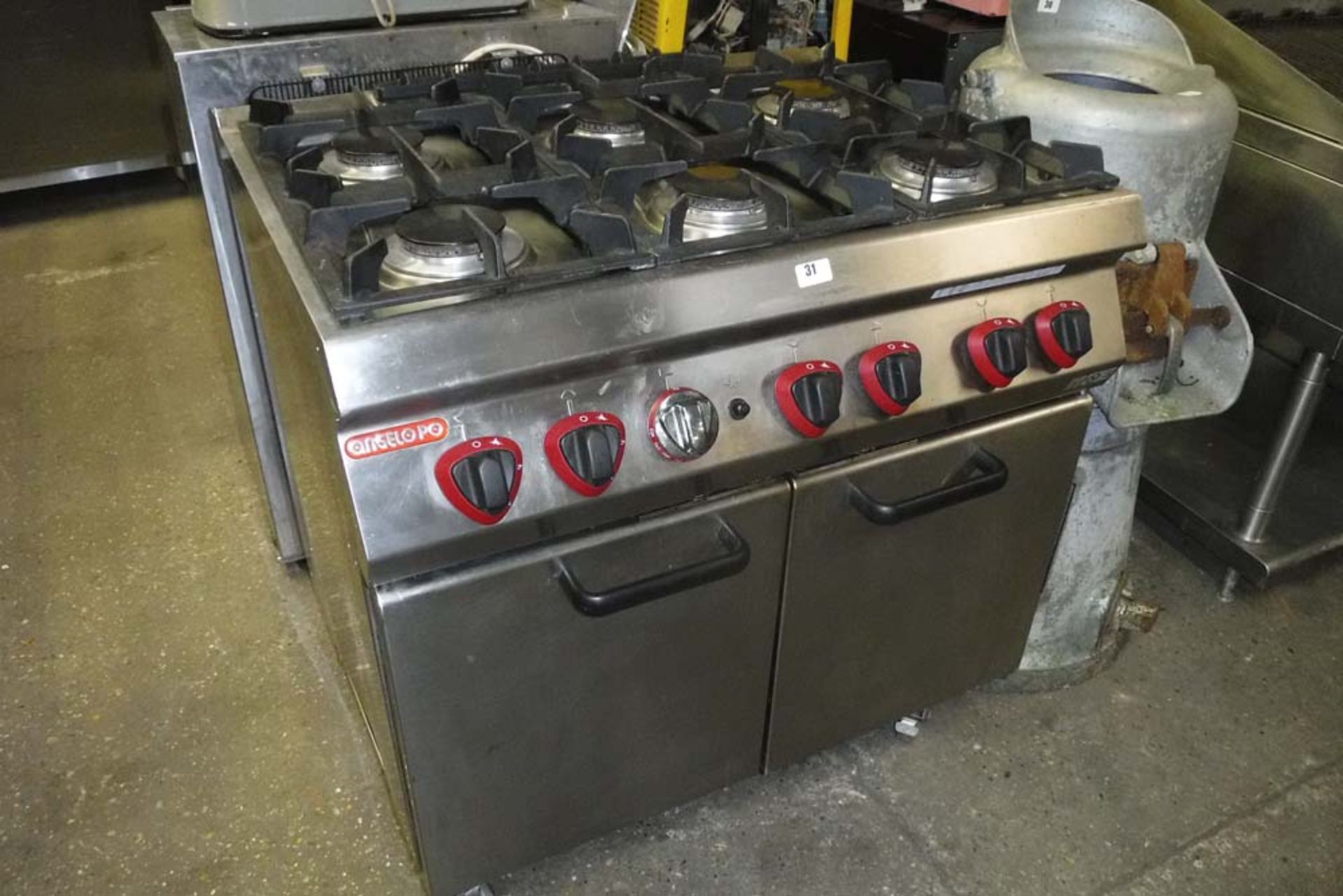 90cm gas Angelo Po 6 burner cooker with double door oven under on castors