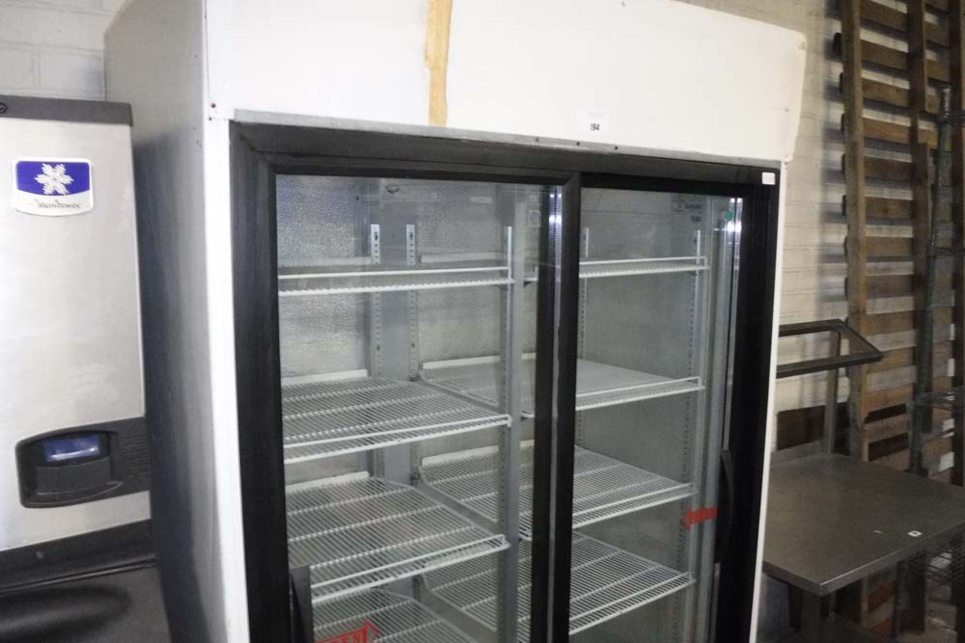 110cm AHT CMV1000 2-door display fridge (53)