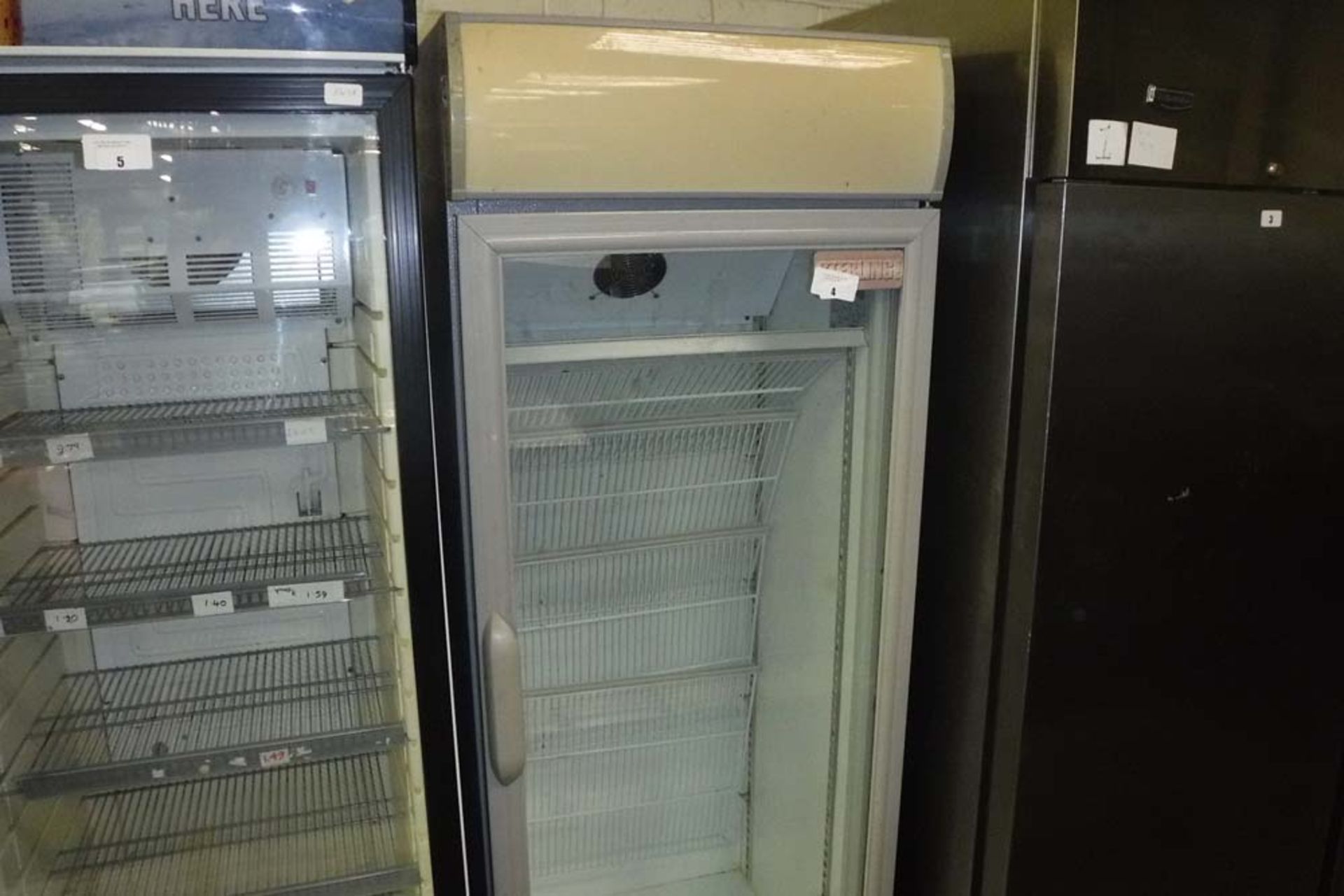 62cm Sterling Pro SP375GL single door display fridge (FAIL)