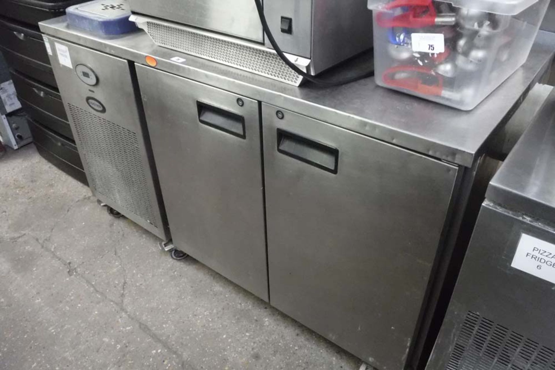 140cm Foster counter fridge with stainless steel top and 2 doors under (26)