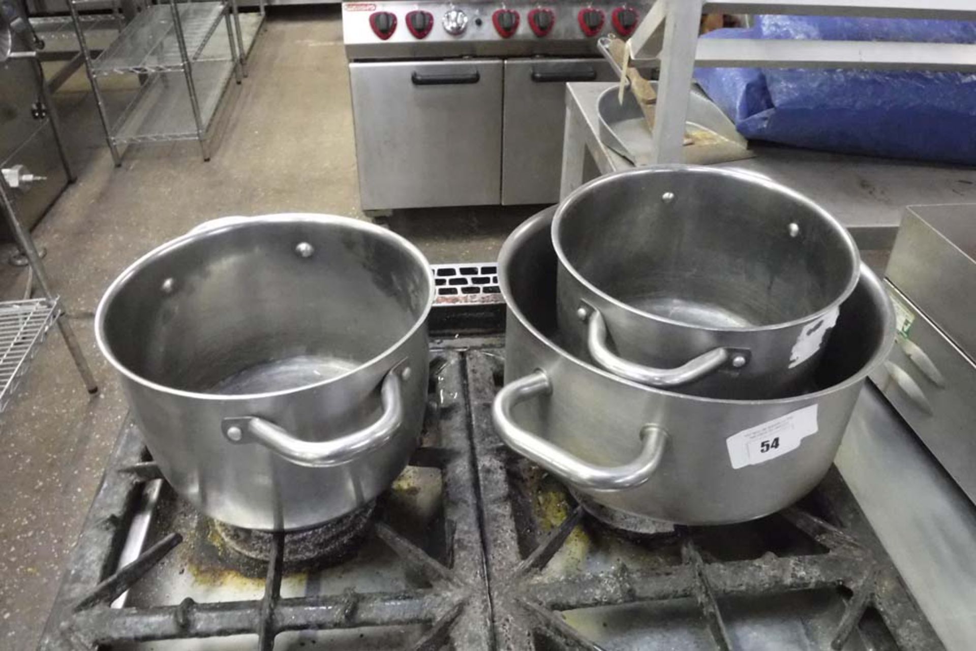 3 assorted stainless steel cook pots