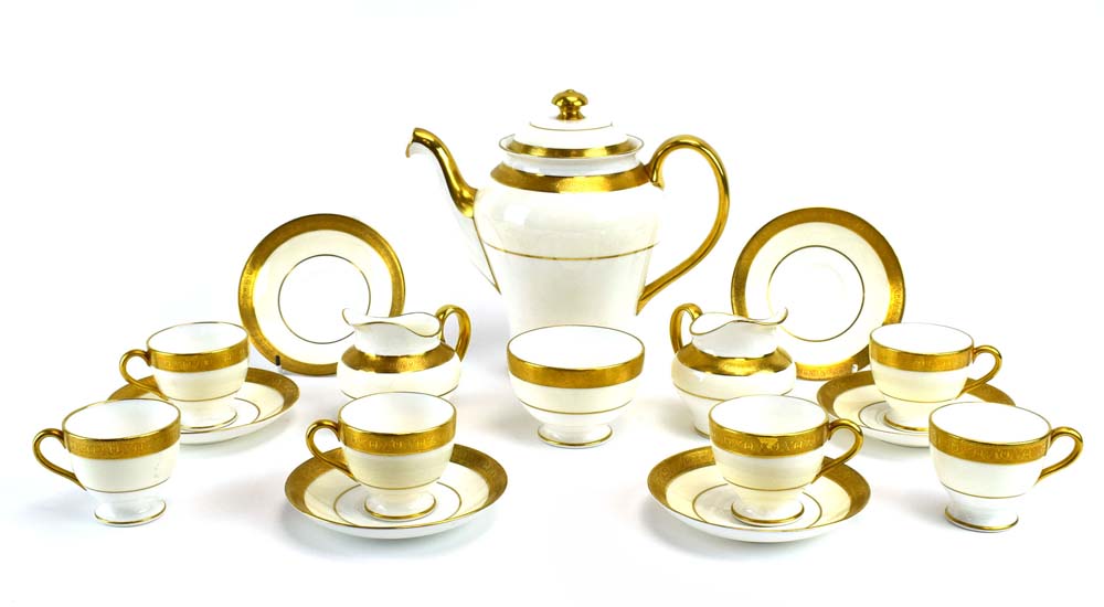 A Mintons 'Buckingham' pattern six sitting coffee service CONDITION REPORT: Chip to