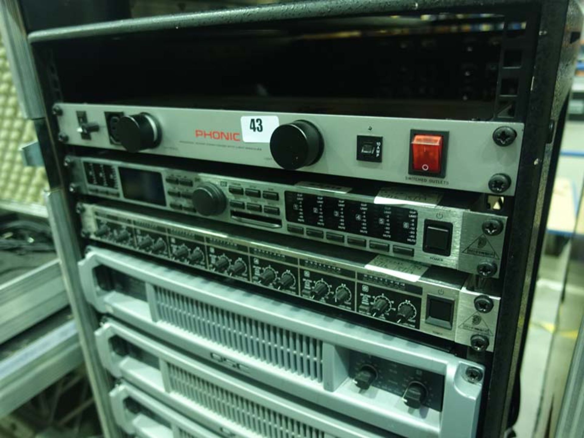 Sound system amp rack set in wheeled case comprising Phonic PPC 8000E power conditioner with light - Image 2 of 5