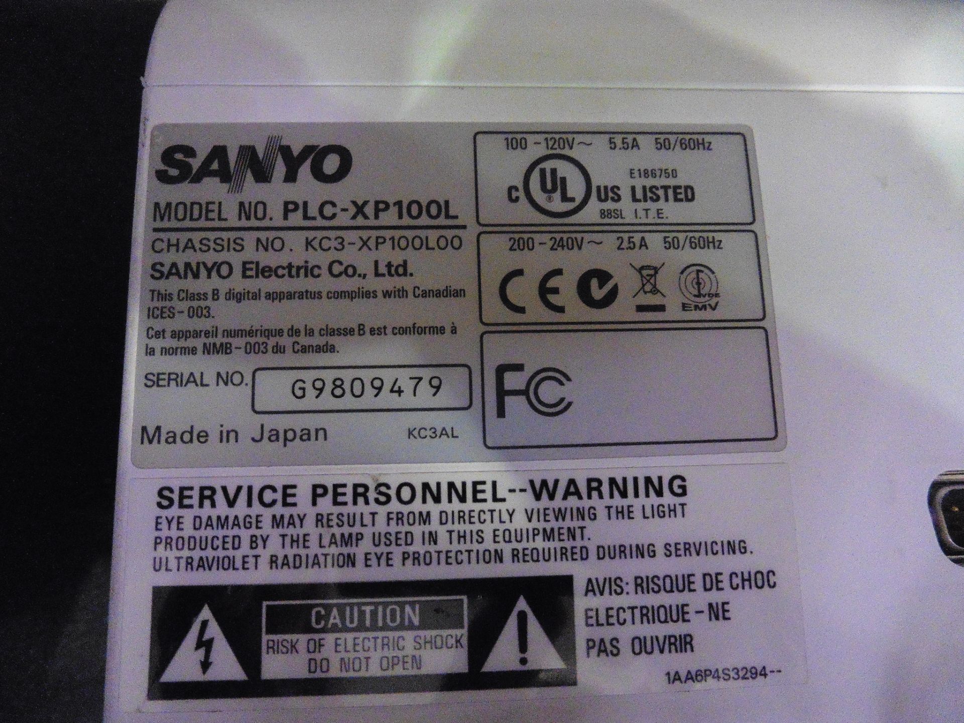 Sanyo Pro Xtra Multiverse projector with padded freight case - Image 2 of 2