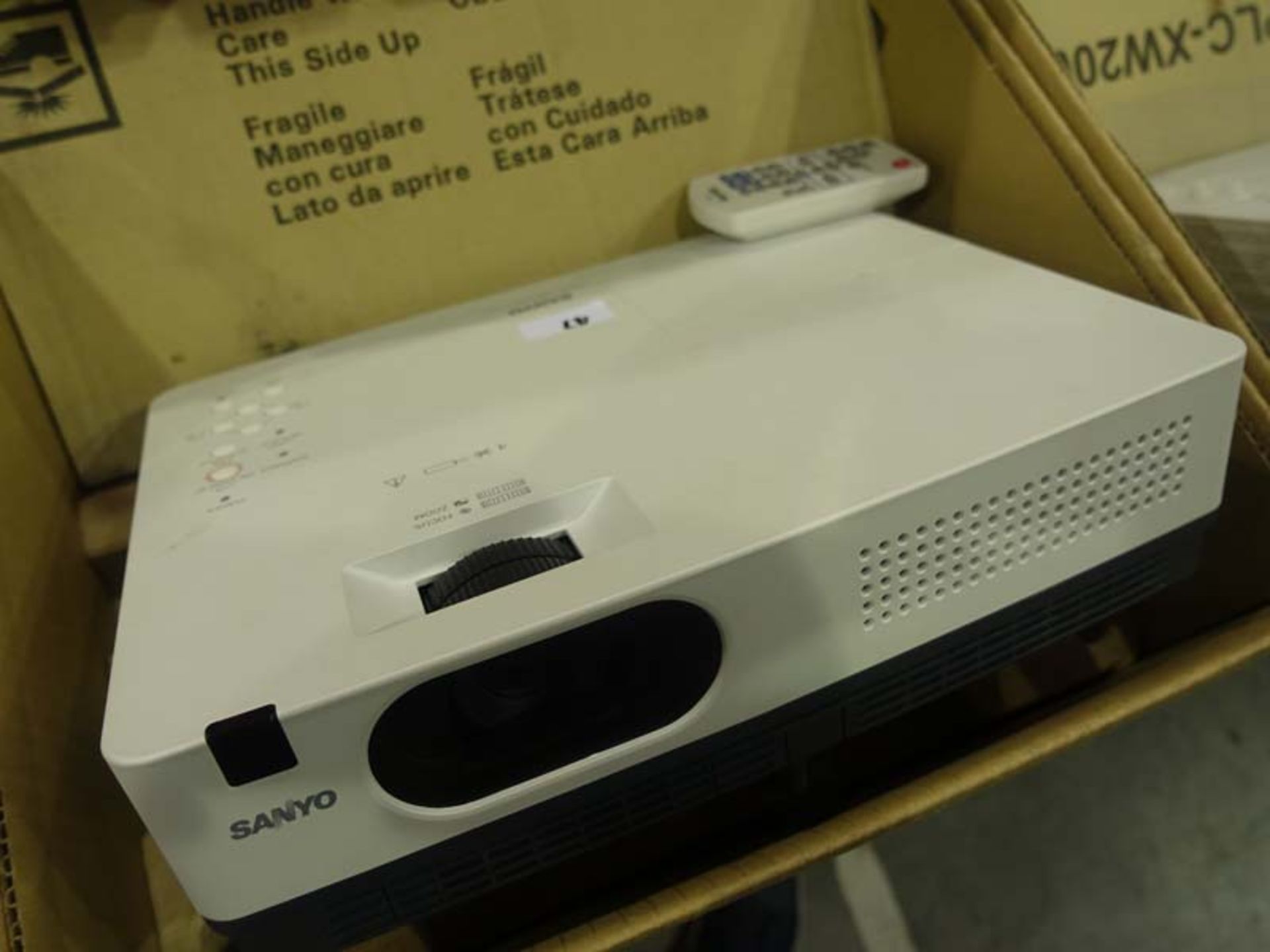 Sanyo model PLC-XW200 XGA projector with box