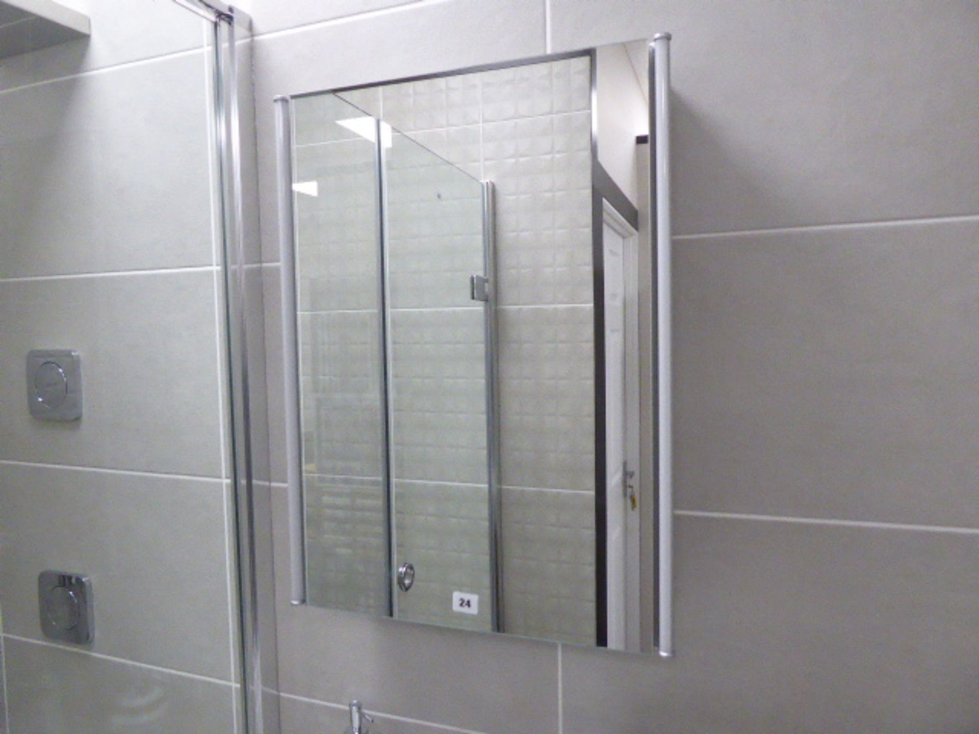 Roca Puzzle shower room comprising of large shower tray, glass single door shower screen, built in - Bild 3 aus 9