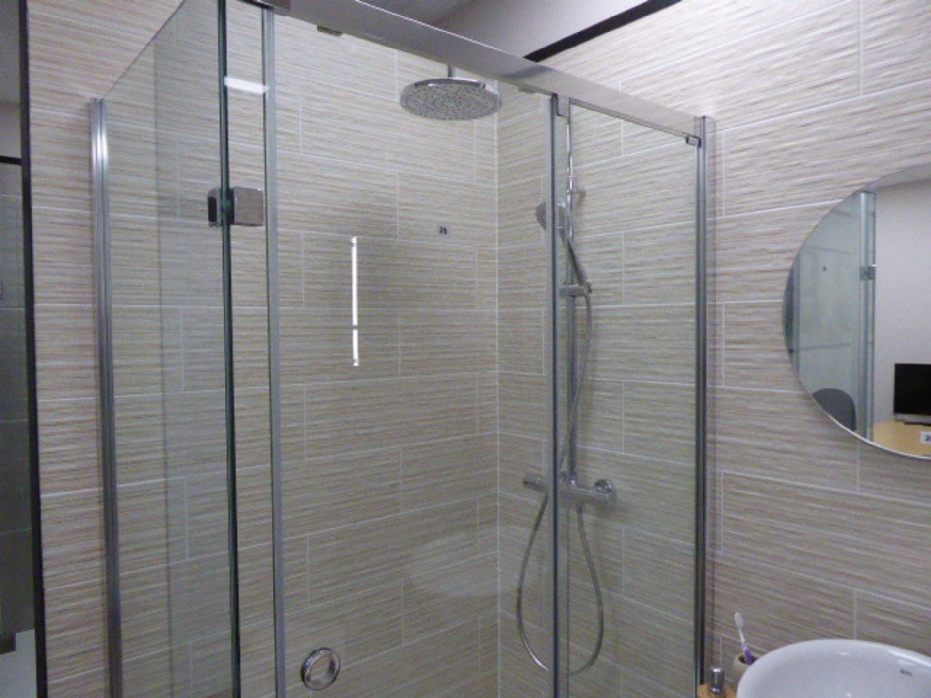 Roca Ev-en-t shower room with rectangular shower tray, glass shower screen and door, mixer shower - Image 5 of 8