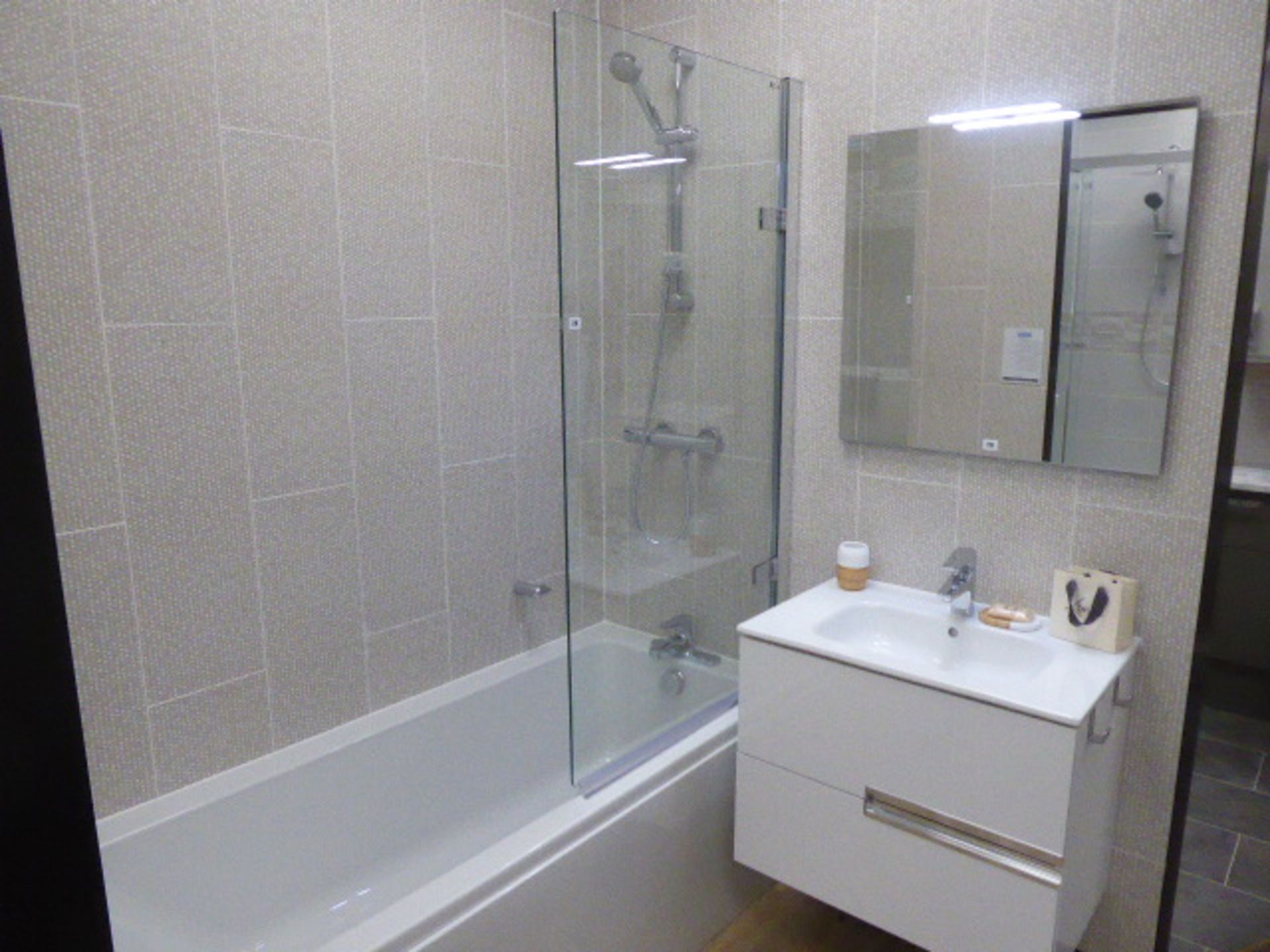 Roca Victoria-N bathroom comprising bath with filler, single door shower screen, mixer shower,