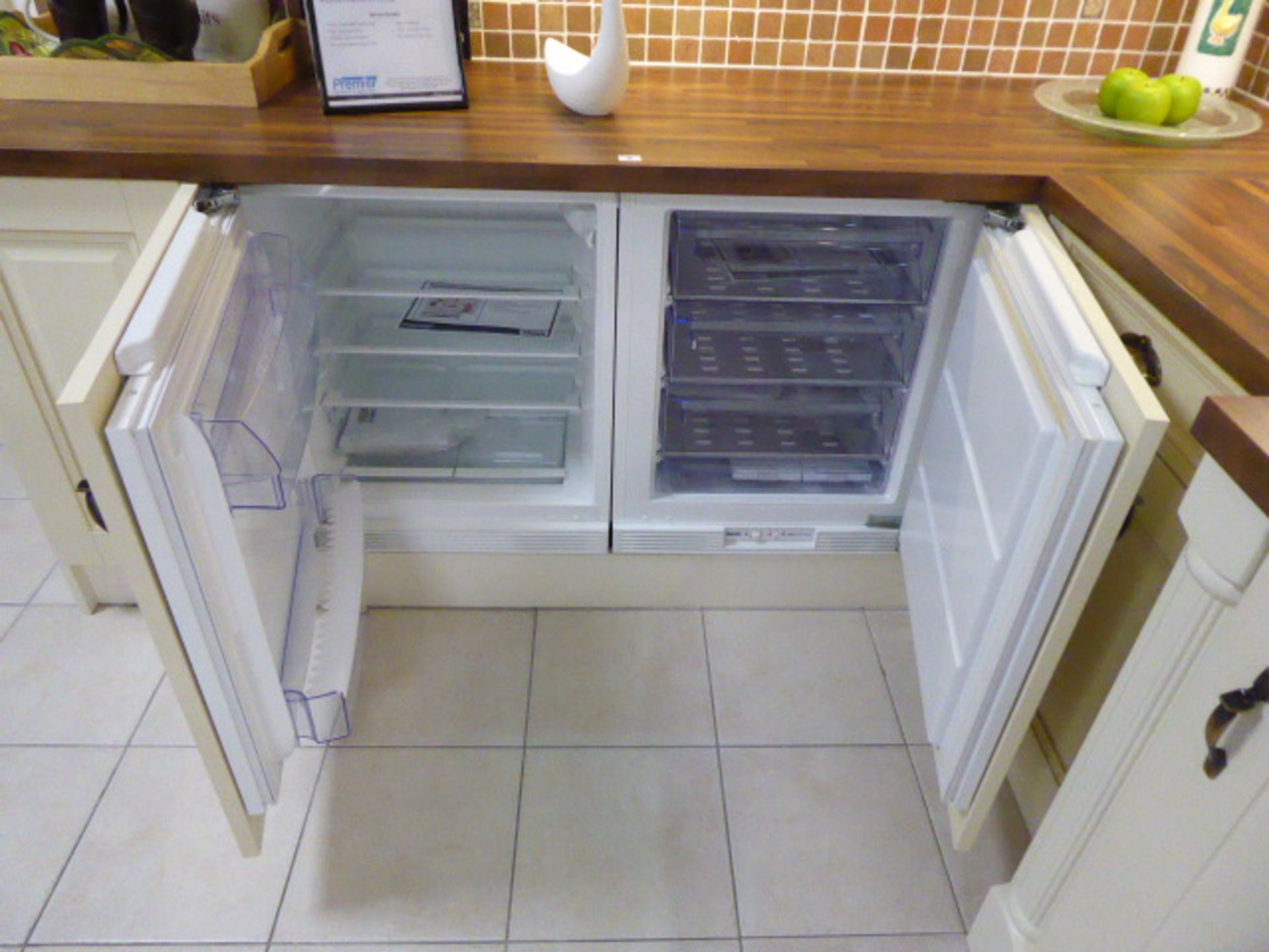 Buttermilk and Litton Soft Cream kitchen in L-shape with a block wood effect worktop. Max - Image 9 of 12