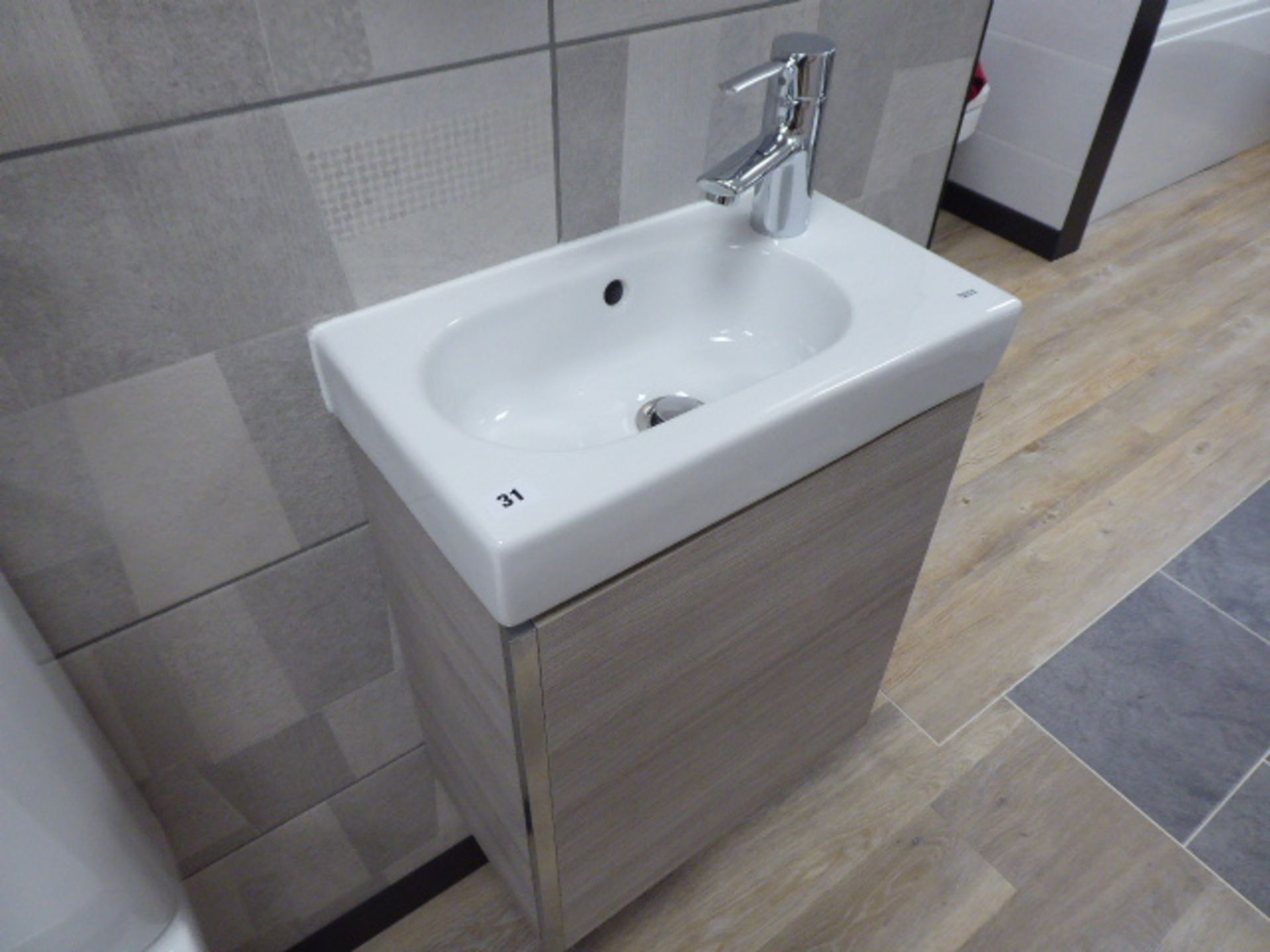 Roca Colina cloakroom set with toilet, small hand basin tap set on cabinet, wall mount cabinet and a - Image 2 of 5