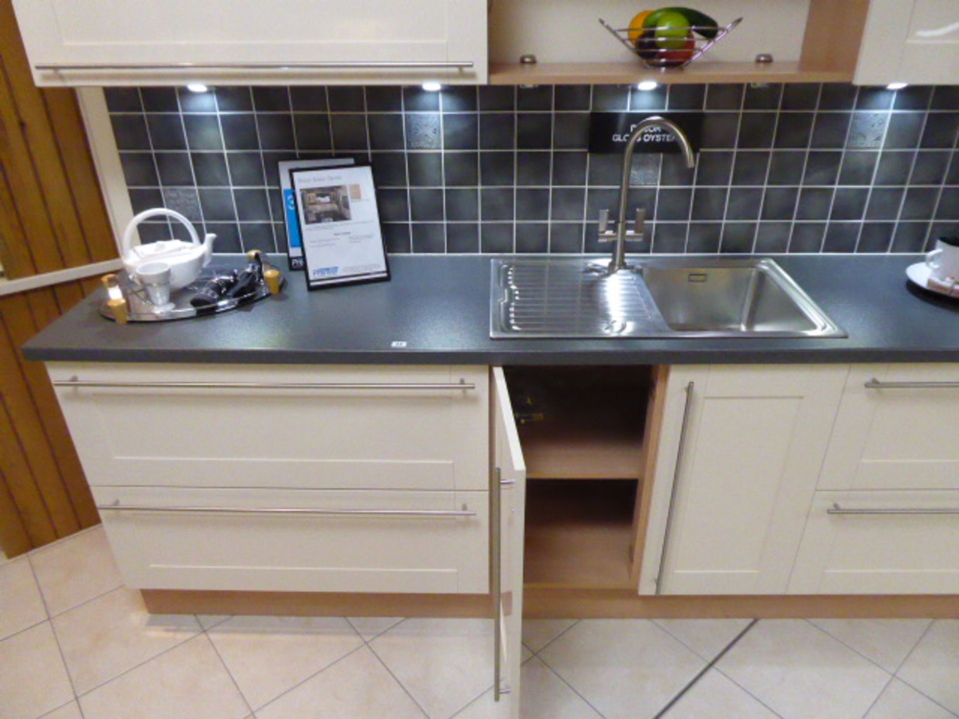 Décor Gloss Oyster kitchen with a grey granite effect worktop in single run galley. Max dimension - Image 7 of 7