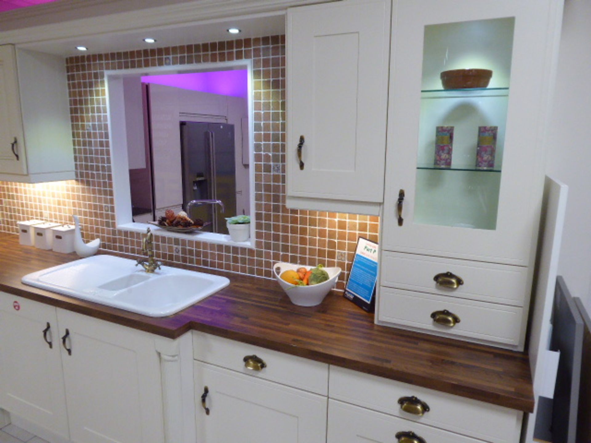 Buttermilk and Litton Soft Cream kitchen in L-shape with a block wood effect worktop. Max - Image 2 of 12