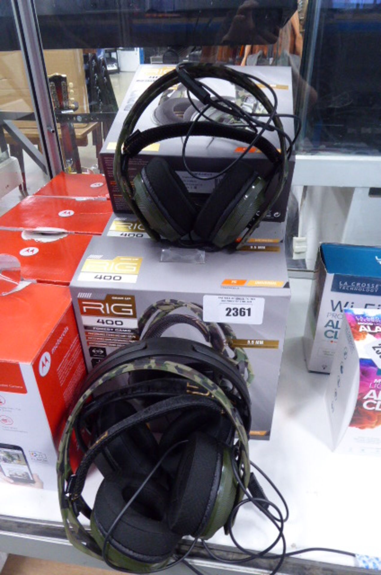 8 various Plantronix rig gaming headsets (af)