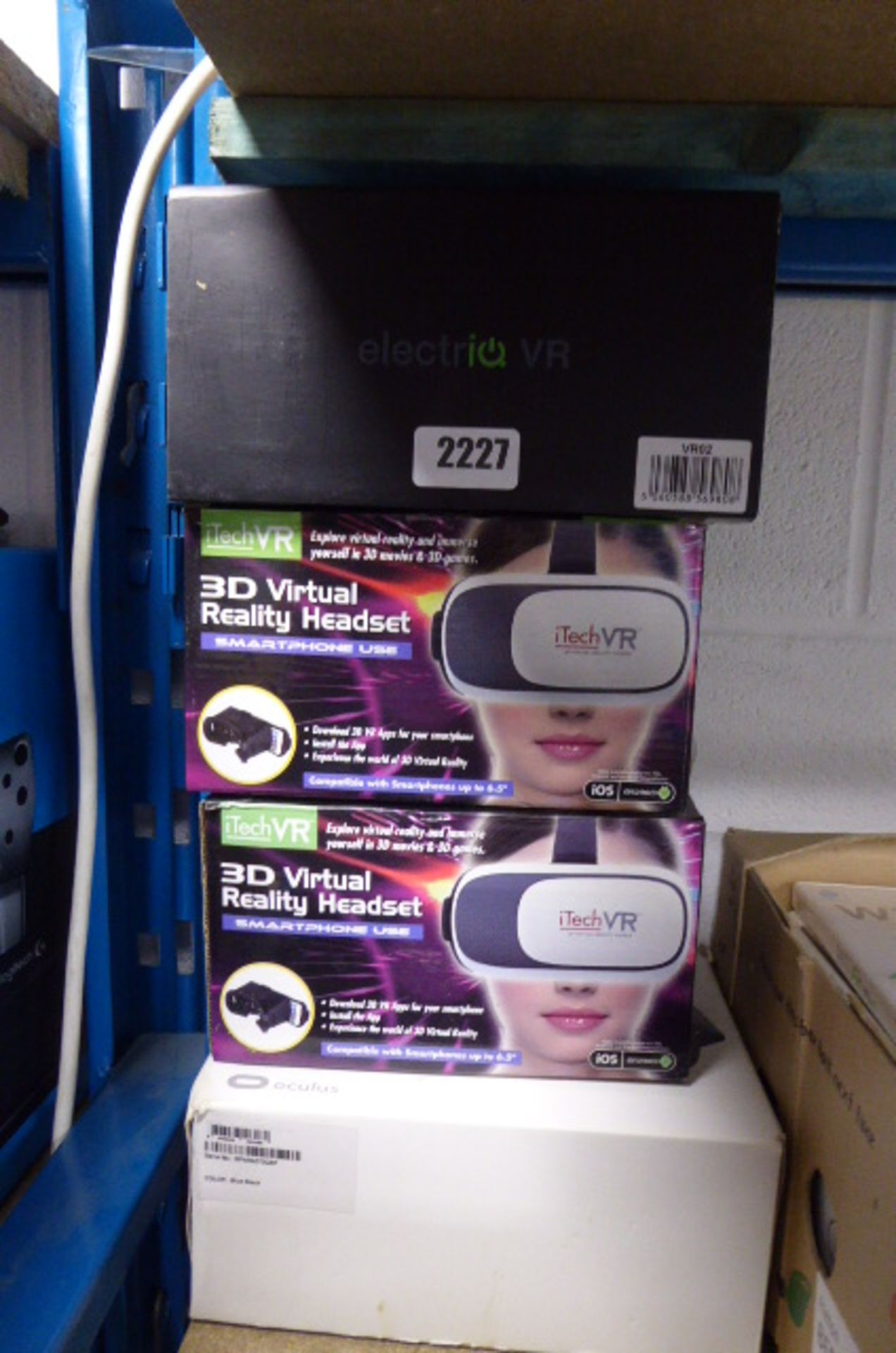 4 various mobile phone virtual reality headsets in box
