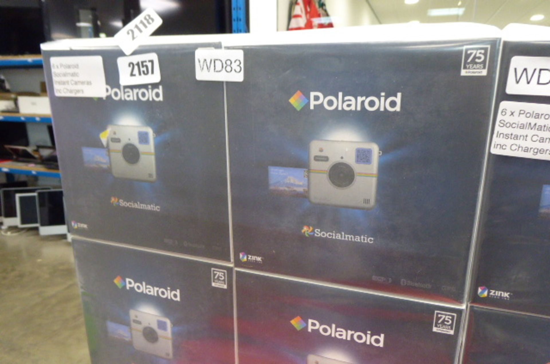 2157 6 Polaroid Sociamatic instant cameras in bag