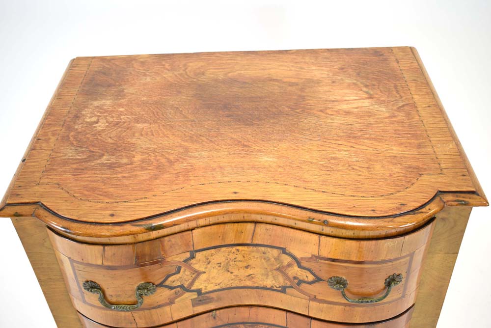 An 18th century South German walnut, - Image 3 of 10