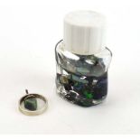 A metalware pendant set opal,