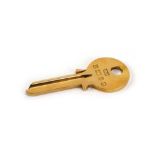 A 9ct yellow gold key, London 1977, l. 5.4 cm, 13.