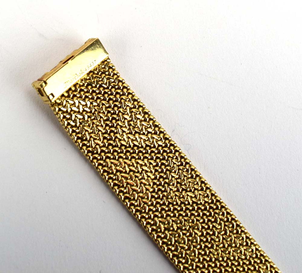Joseph Marchak, an 18ct yellow gold articulated link bracelet with zig-zag design, - Image 5 of 10