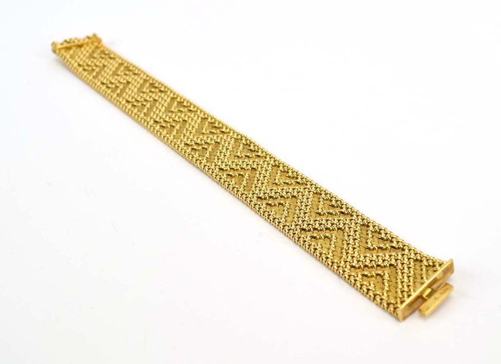 Joseph Marchak, an 18ct yellow gold articulated link bracelet with zig-zag design, - Image 6 of 10