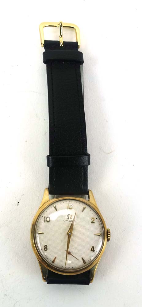 A gentleman's 9ct yellow gold manual wind wristwatch by Omega, - Image 5 of 5
