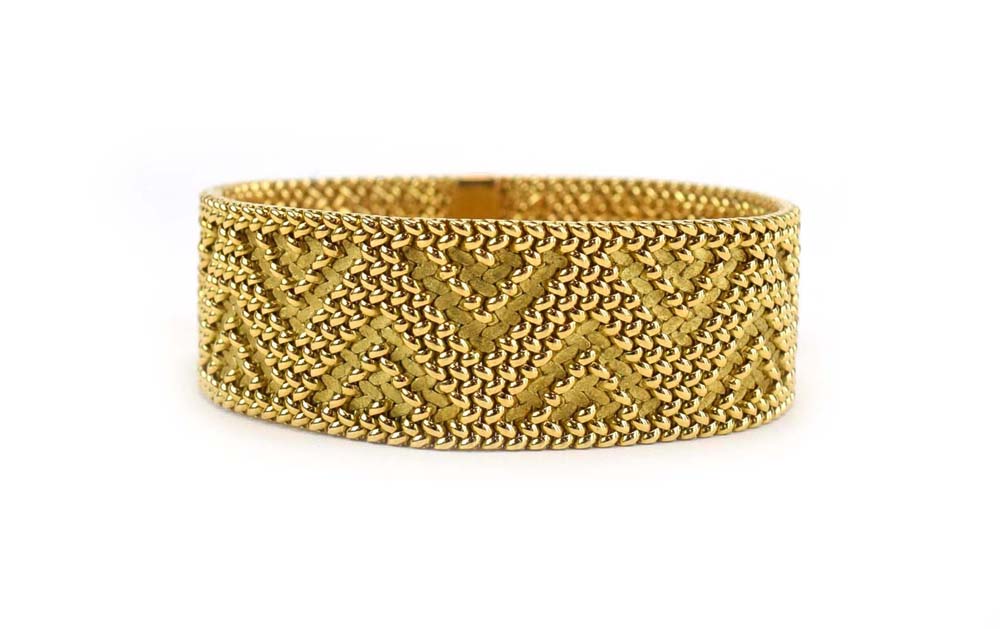 Joseph Marchak, an 18ct yellow gold articulated link bracelet with zig-zag design, - Image 2 of 10