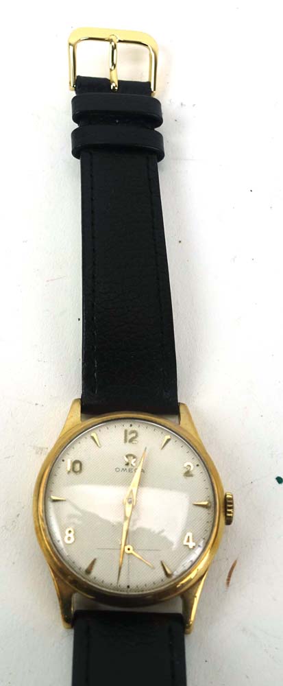 A gentleman's 9ct yellow gold manual wind wristwatch by Omega, - Image 3 of 5