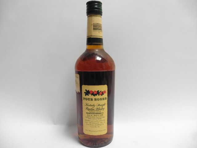 An old bottle of Four Roses Kentucky Straight Bourbon Whiskey aged 6 years 43% 75cl - Image 2 of 2