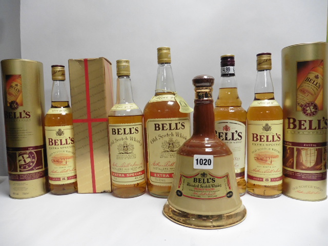 6 various bottles of Bell's Scotch Whisky, 2x 8 year old with tins 40% 70cl, 1x Original 40% 70cl,