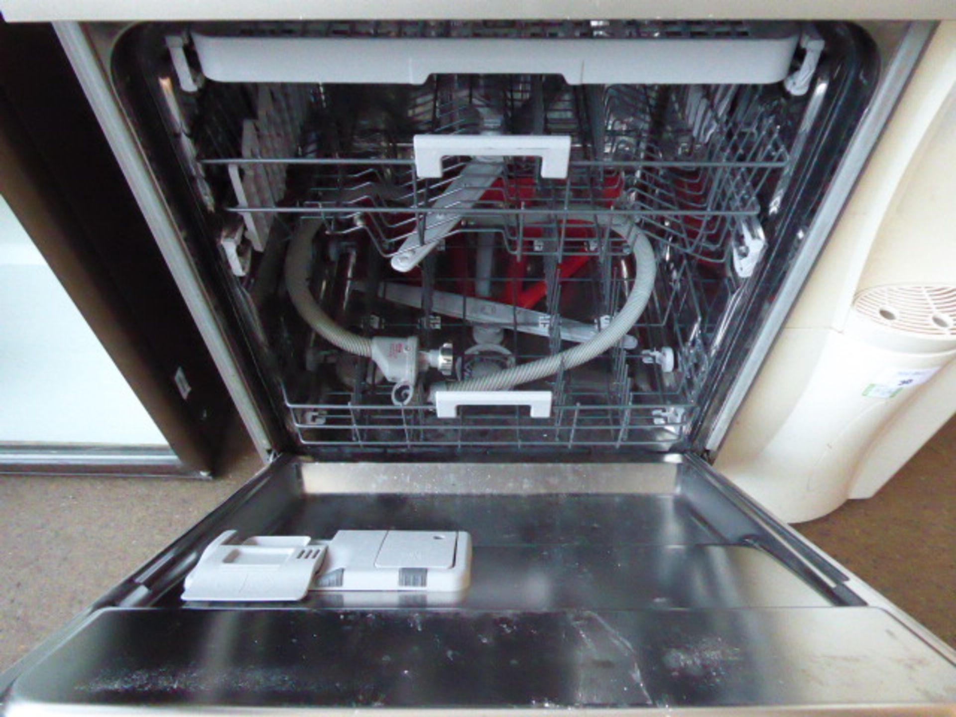 Maytag under counter dish washer - Image 2 of 2