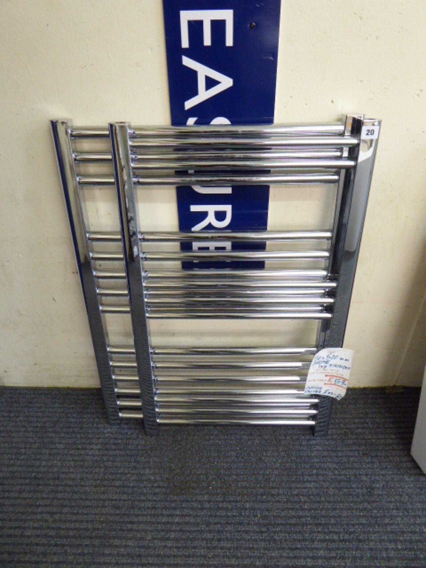 2 chromium towel rails