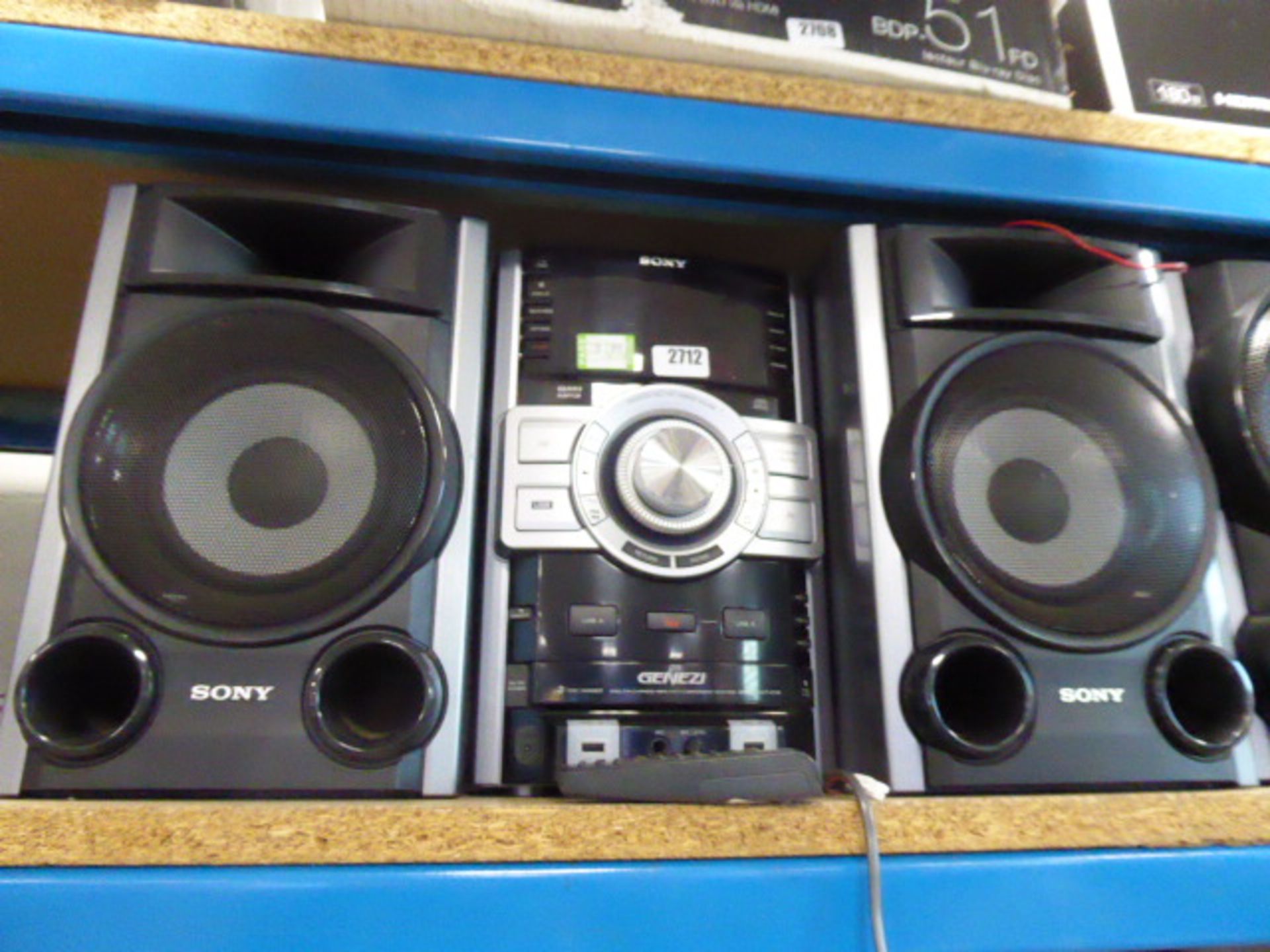 Sony hi-fi unit 400w speakers and remote