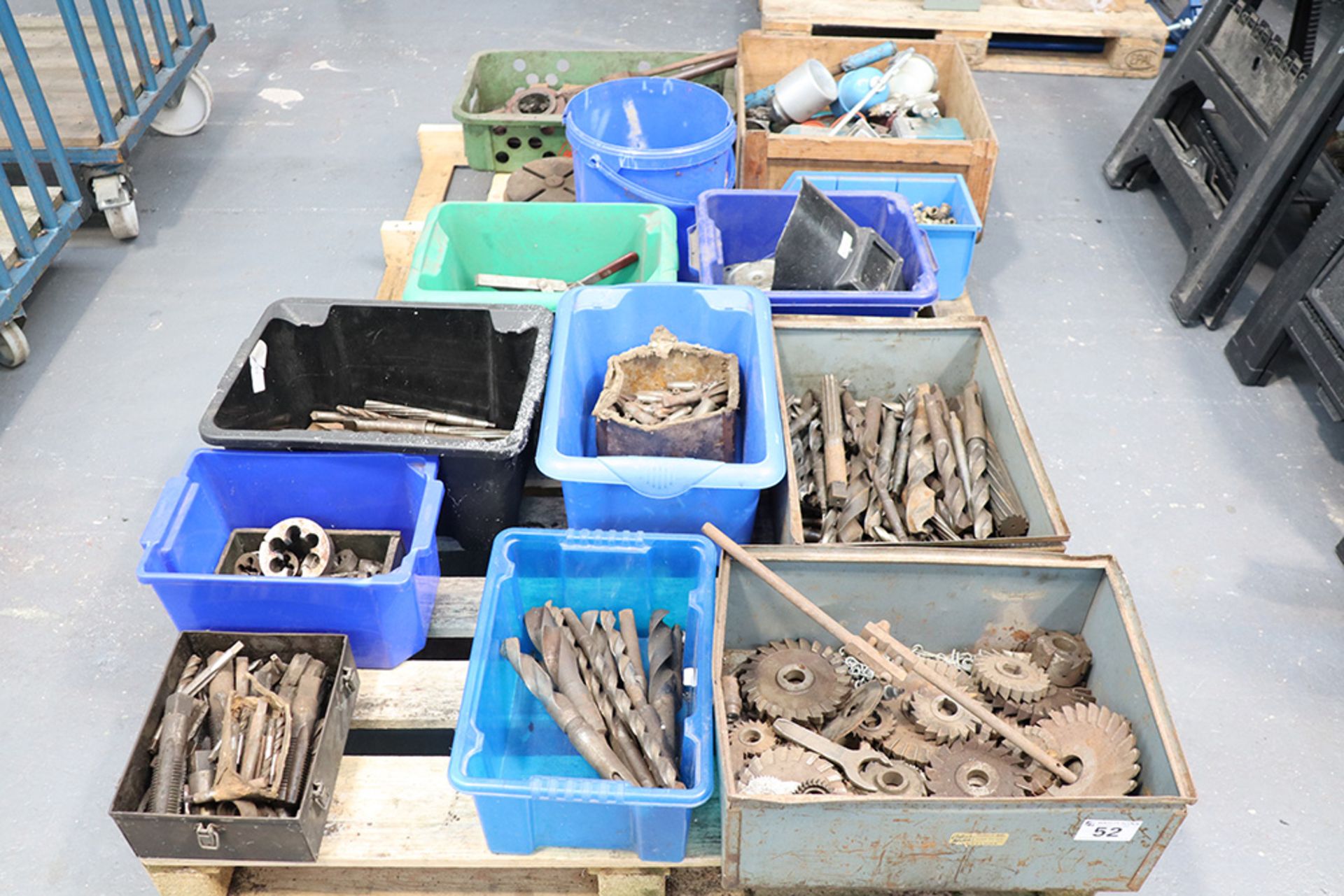 2 pallets of machine tooling, rotary head, chucks, vices, etc