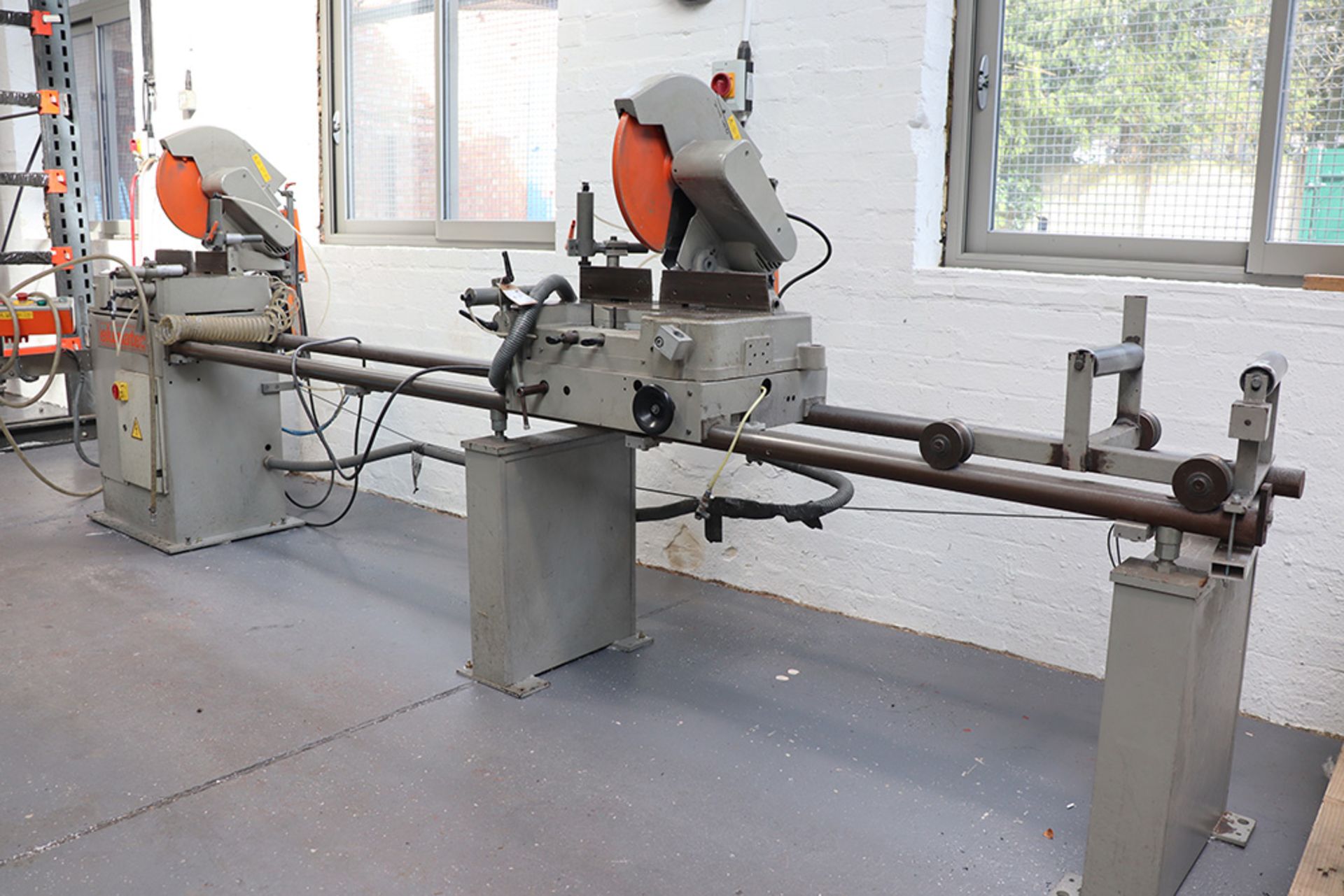 Elumatec DG 79 double head saw with 3m travel, year April 1992, serial No. 31008 - Image 2 of 6